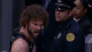 NBA – Amende sérieuse pour Robin Lopez suite à son pétage de plomb