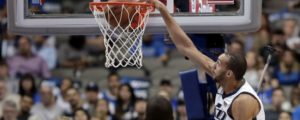 NBA – Top 10 de la nuit : Rudy Gobert en mode mur de Berlin