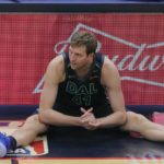 NBA – Des nouvelles de Dirk Nowitzki depuis son opération : « j’ai de l’arthrite dans chaque articulation »