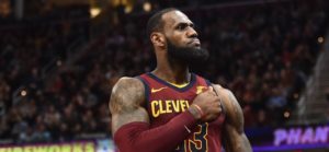 NBA – LeBron James s&rsquo;apprête à devenir le meilleur intercepteur de l&rsquo;histoire des playoffs