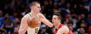 NBA – Nikola Jokic signe un triple-double monstrueux pour maintenir Denver