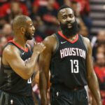 NBA – Échange tendu sur le banc entre James Harden et Chris Paul