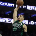 NBA – Jayson Tatum revient sur son « tu as de la chance » contre Joel Embiid