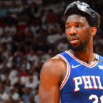 NBA – Joel Embiid impatient de faire tomber le masque