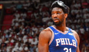 NBA – Joel Embiid impatient de faire tomber le masque