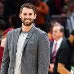 NBA – Kevin Love prolonge aux Cavs !