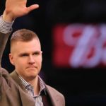 NBA – Kristaps Porzingis se rééduque finalement en Espagne…