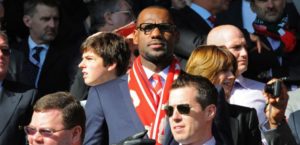 NBA – Insolite : LeBron James réalise un joli coup financier grâce à la qualification de… Liverpool !