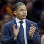 NBA – Tyronn Lue met en garde les Cavs contre un excès de confiance