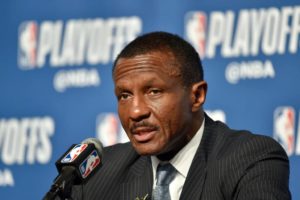 NBA – Les Toronto Raptors licencient Dwane Casey