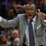 NBA – Insolite : Quand le compte Twitter des Raptors félicite… Dwane Casey