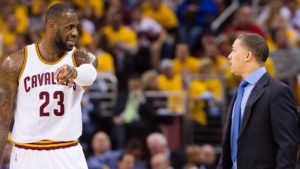 NBA – Tyronn Lue : « C&rsquo;était l&rsquo;un des meilleurs matchs de LeBron que j&rsquo;ai vu »