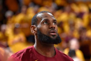 NBA – Insolite : le jour où LeBron James a coaché les Raptors… en plein match