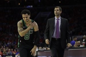 NBA – Celtics : Shane Larkin incertain pour le reste de la série face aux Cavs