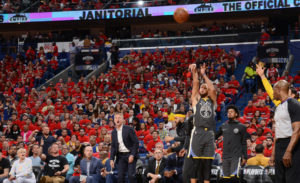 NBA – Stephen Curry intègre le Top 3 des meilleurs tireurs à 3pts en Playoffs