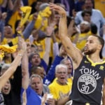 NBA – Les Warriors écrasent les Rockets grâce à un Stephen Curry en feu !