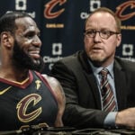 NBA – L’ex GM des Cavs et « la longueur d’avance » des 76ers dans le dossier LeBron James