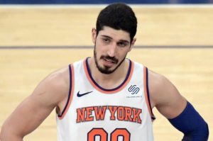 NBA – Quand Enes Kanter rend hommage au créateur de Bob l’éponge