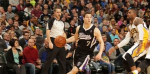 NBA – Jimmer Fredette espère toujours effectuer un retour