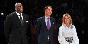 NBA – Le GM des Lakers reste confiant pour les playoffs
