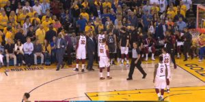 NBA – L’accrochage entre Stephen Curry et Kendrick Perkins !