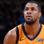 NBA – Derrick Favors souhaite rester au Jazz