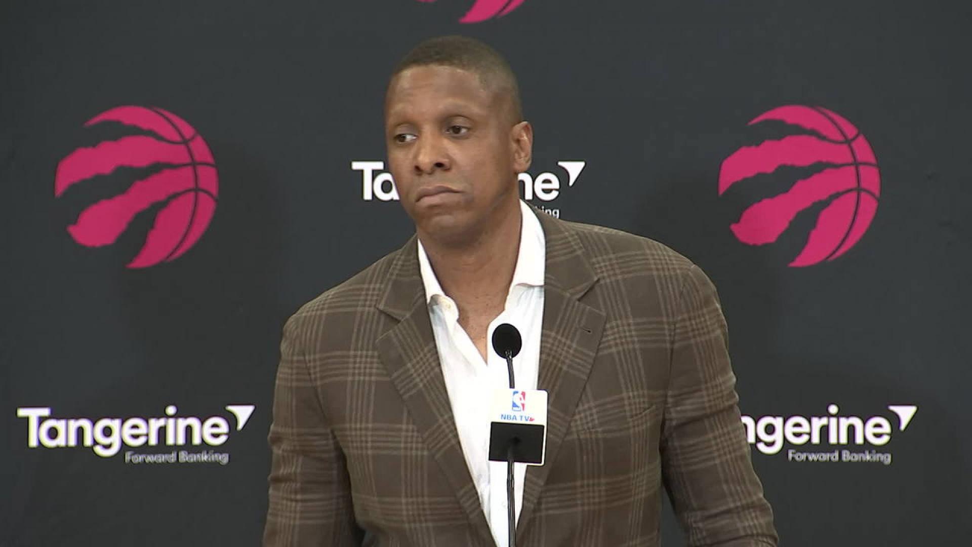 Masai Ujiri en conférence de presse pour les Raptors