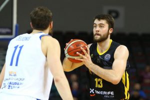 Liga Endesa – Valencia Basket : Une offre pour le retour de Mike Tobey (Tenerife) !