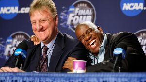 NBA – Larry Bird réagit aux accusations contre Magic Johnson