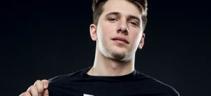 NBA – Luka Doncic se moque de Kyrie Irving : « Oui, la Terre est plate »