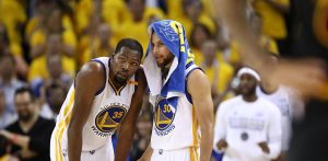 NBA – Steph Curry réagit au départ de Kevin Durant