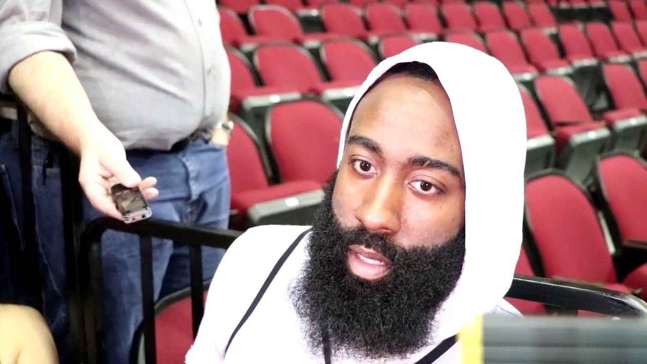 James Harden en plein interview