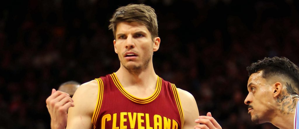 Kyle Korver sous le maillot des Cavaliers.