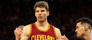 NBA – Kyle Korver entre au Hall of Fame de son université