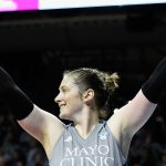 WNBA – Lindsay Whalen félicitée par LeBron James