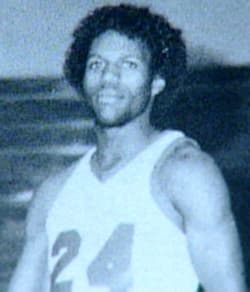 Rare photo d'Anthony McClelland, le père de LeBron James.