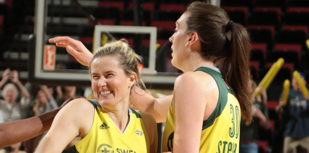 Sami Whitcomb sous le maillot du Seattle Storm.