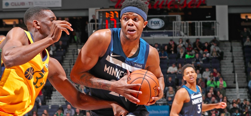 Justin Patton sous le maillot des Timberwolves face au Utah Jazz