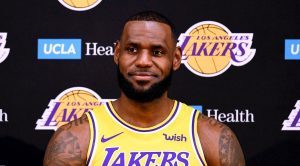 NBA – LeBron James se dit impressionné par l&rsquo;état de forme de Lonzo Ball