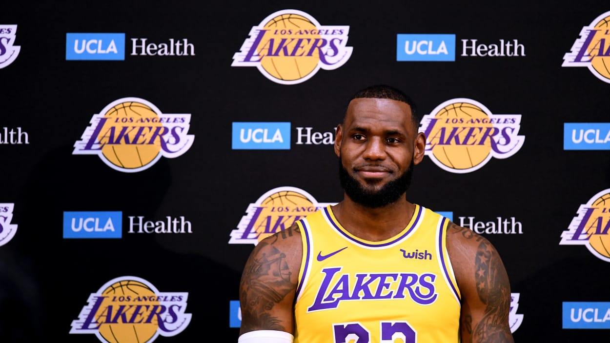 LeBron James en conférence de presse pour les Lakers