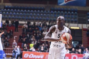 Prolongé au mois de Mars, Sy sera encore au Partizan cette saison