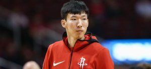 NBA – Rockets : Zhou Qi blessé au genou