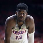 NBA – DeAndre Ayton soupçonné de corruption