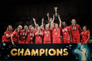 FIBAWWC – Les États-Unis conservent leur titre face à l’Australie, l’Espagne troisième