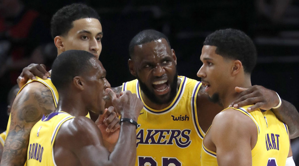 LeBron James motive les Lakers