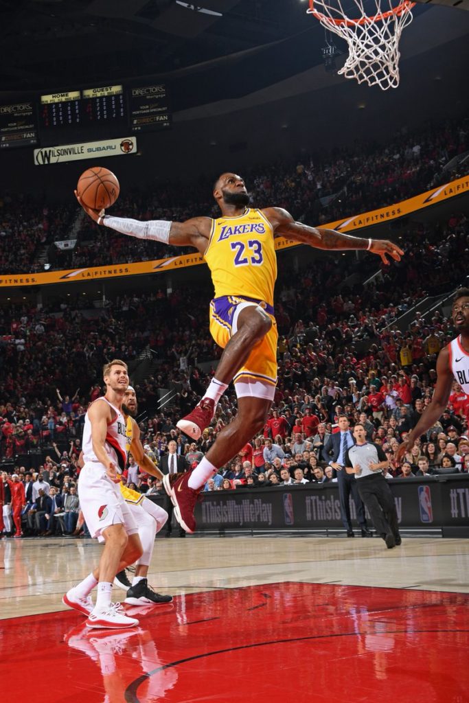LeBron James Portland Lakers