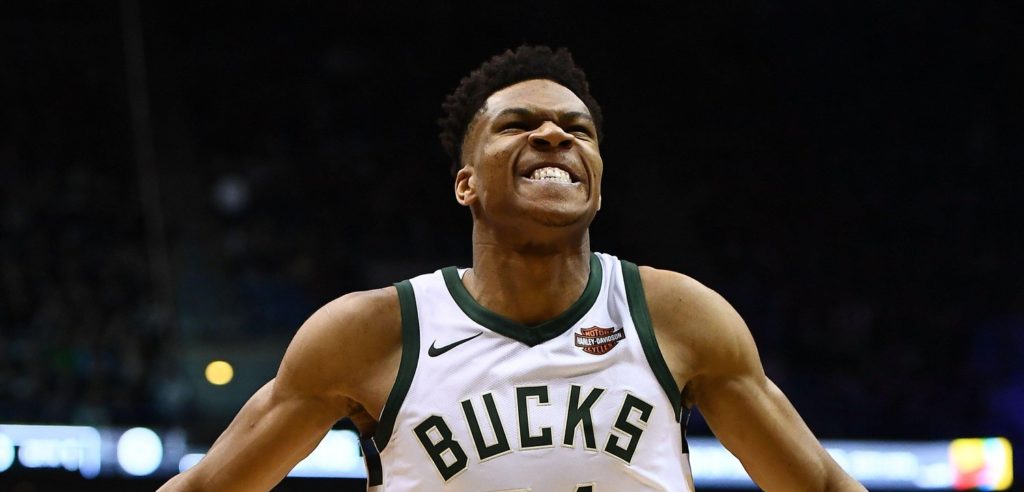 Giannis Antetokounmpo rejoint le record Kevin Garnett