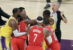 NBA – Rajon Rondo auteur d’un crachat ? La vidéo qui met fin au débat