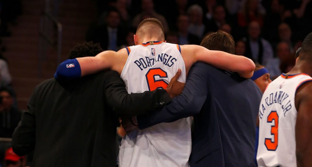 Kristaps Porzingis sort sur blessure