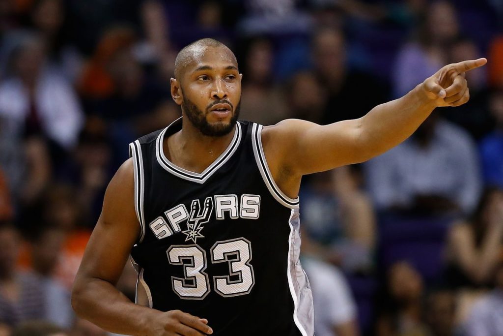 Boris Diaw sous le maillot des San Antonio Spurs